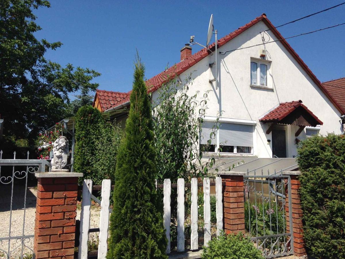 Apartment Balatonbereny 8 エクステリア 写真
